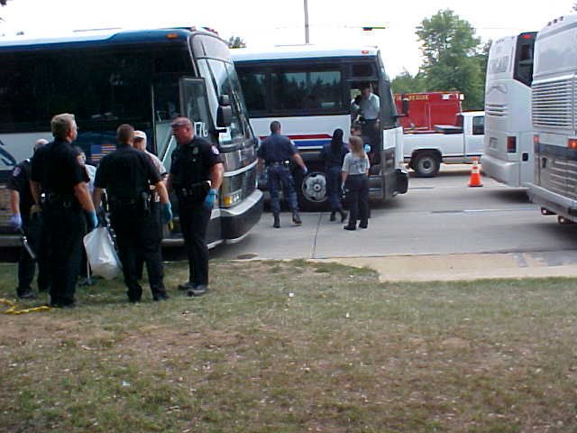 People coming off the buses to the shelter.